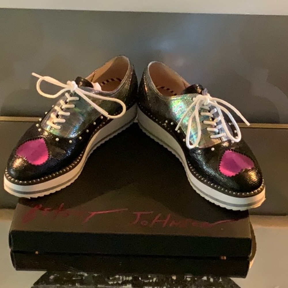 Betsey Johnson Black Flats with Pink Heart
